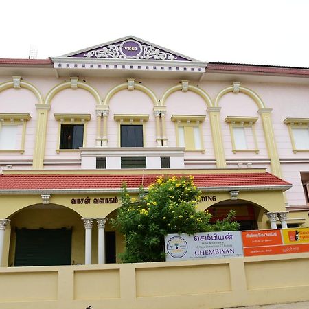 Hotel Chembiyan Pudukkottai Ngoại thất bức ảnh