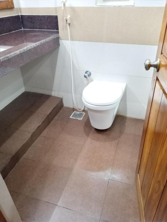 Hotel Chembiyan Pudukkottai Ngoại thất bức ảnh