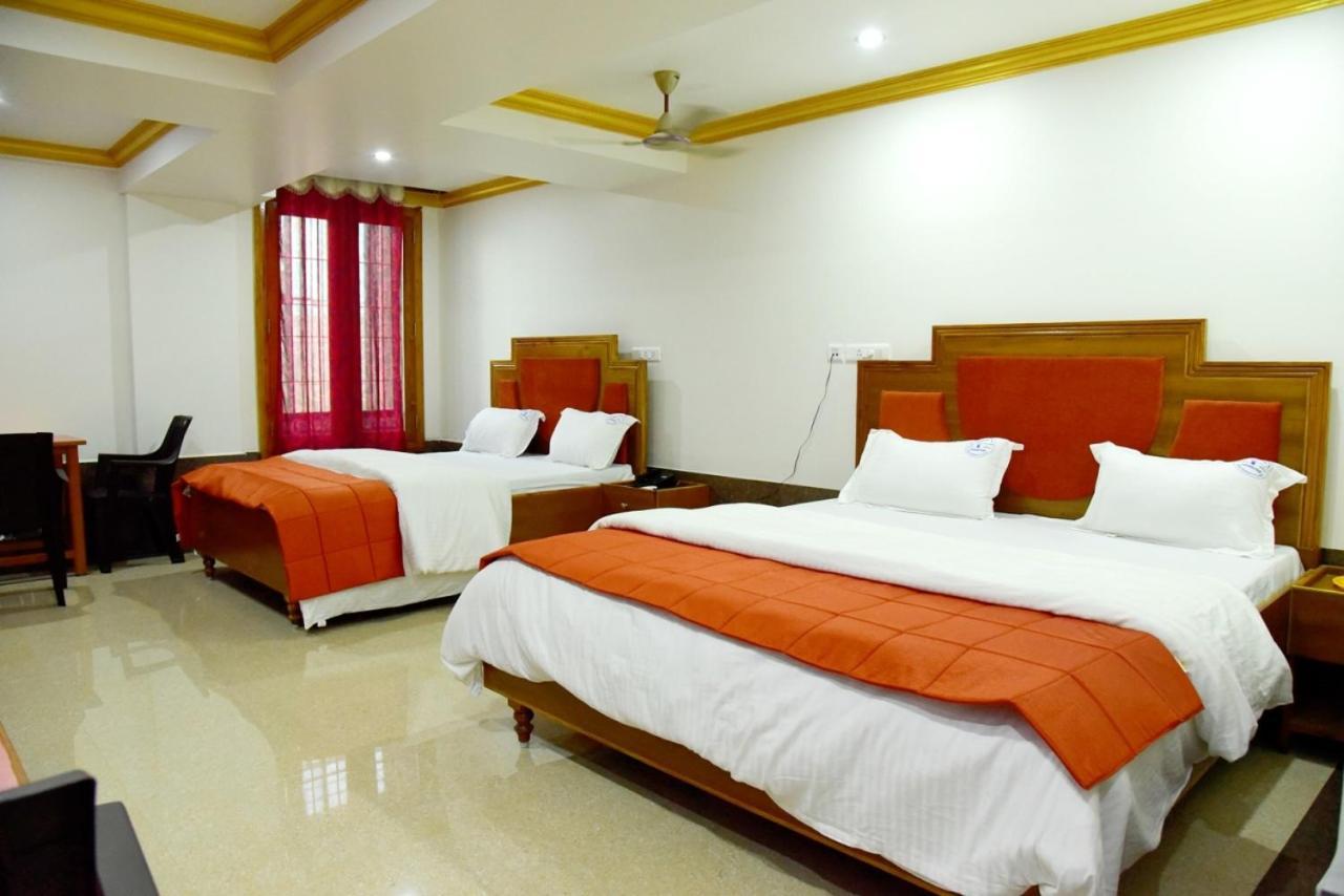 Hotel Chembiyan Pudukkottai Ngoại thất bức ảnh